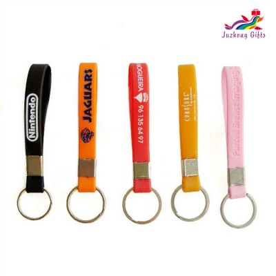 personalized custom logo wristband silicone keychains,rubber key chain,silicone keyring gift